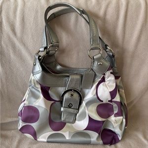 Coach Madison Lynn Purple Metallic Silver Hobo
Carryall Buckle Shoulder Bag